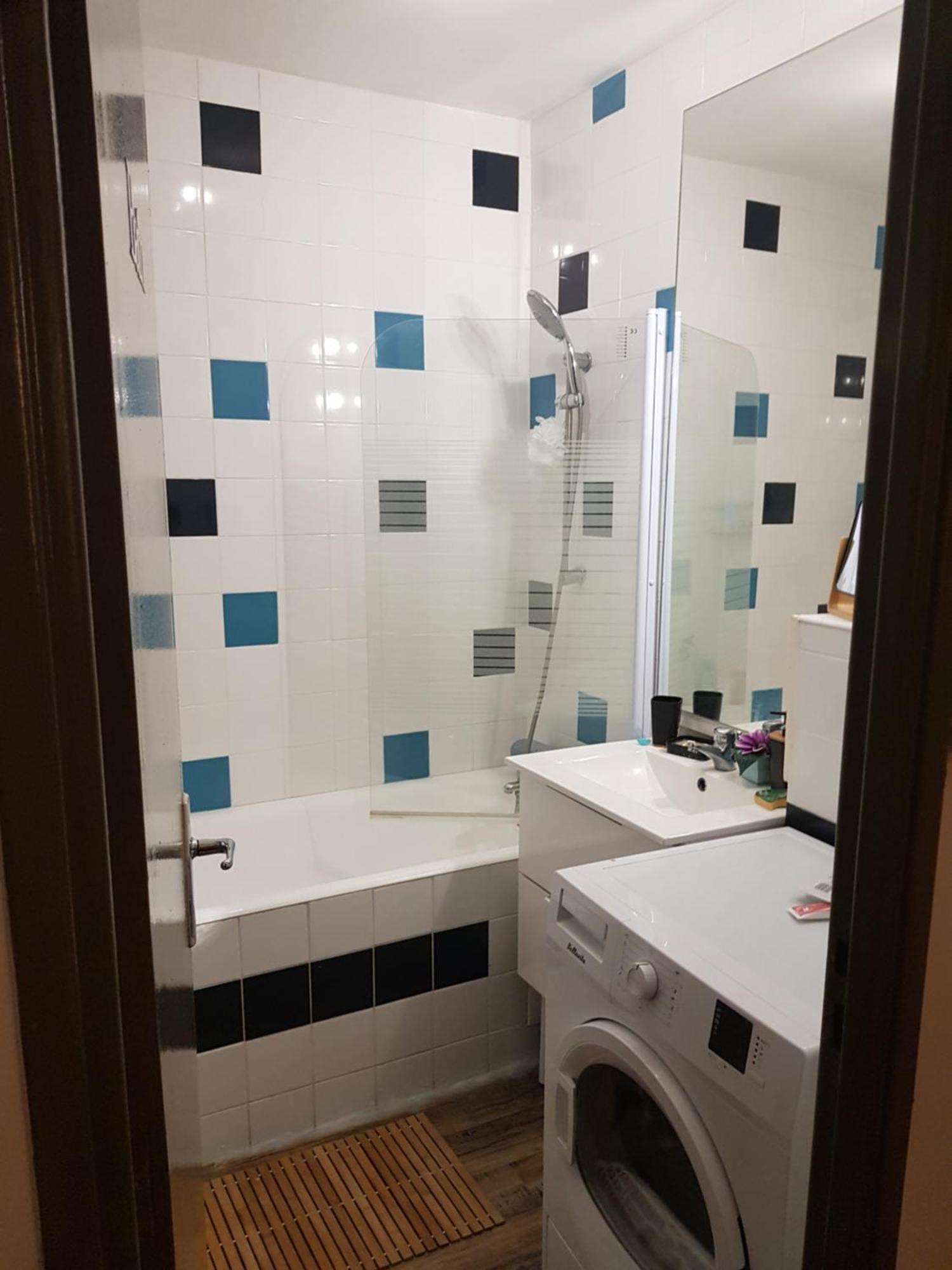 Chambre Spacieuse - Dressing - Sdb Communes - Parking Prive Nimes Luaran gambar